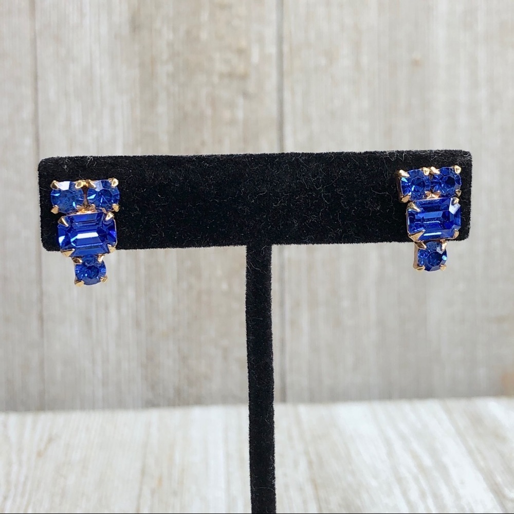 Vintage Blue Glass Rhinestone Screw Back Earrings
